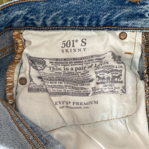 Vintage Real 501 LEVIS lighter wash distressed front button fly Favorite - Picture 10 of 11